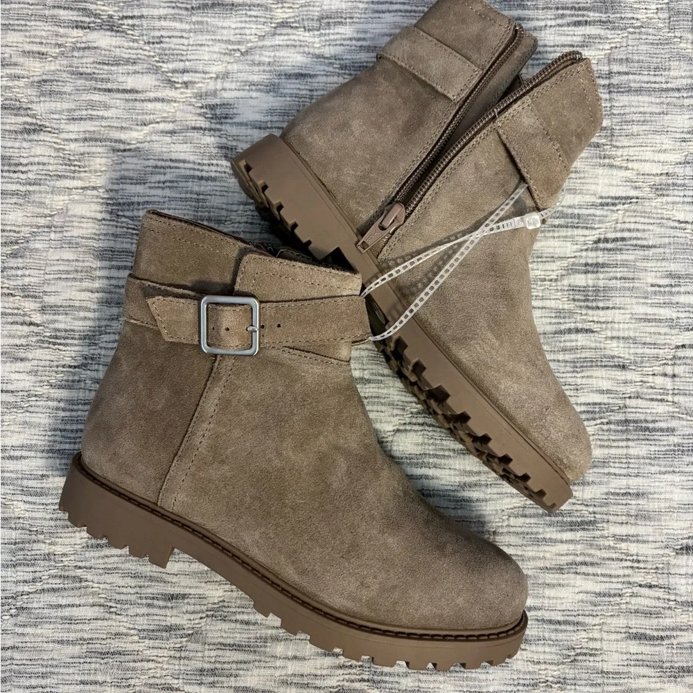 NWOT GB Girls Ankle Booties Sz 1M | GB Girls Fall Booties | Ankle Boots -